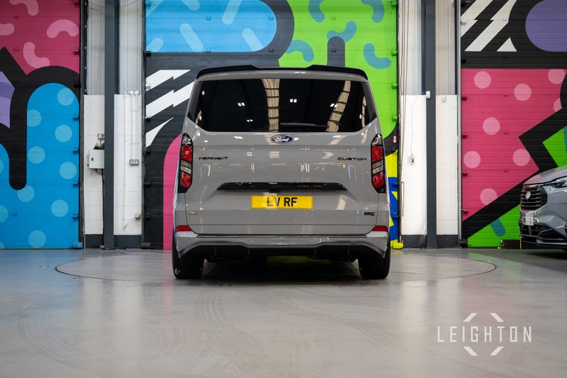Ford Transit Custom 2.5 320 232ps PHEV Auto Double Cab L2 - N5831
