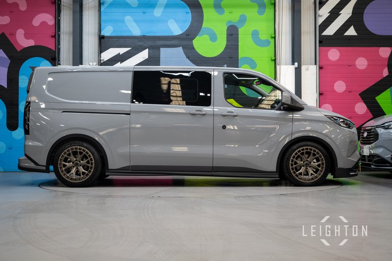 Ford Transit Custom 2.5 320 232ps PHEV Auto Double Cab L2 - N5831