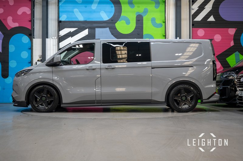 Ford Transit Custom 2.5 320 232ps PHEV Auto Double Cab L2 - N5832