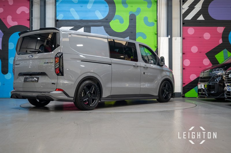 Ford Transit Custom 2.5 320 232ps PHEV Auto Double Cab L2 - N5832