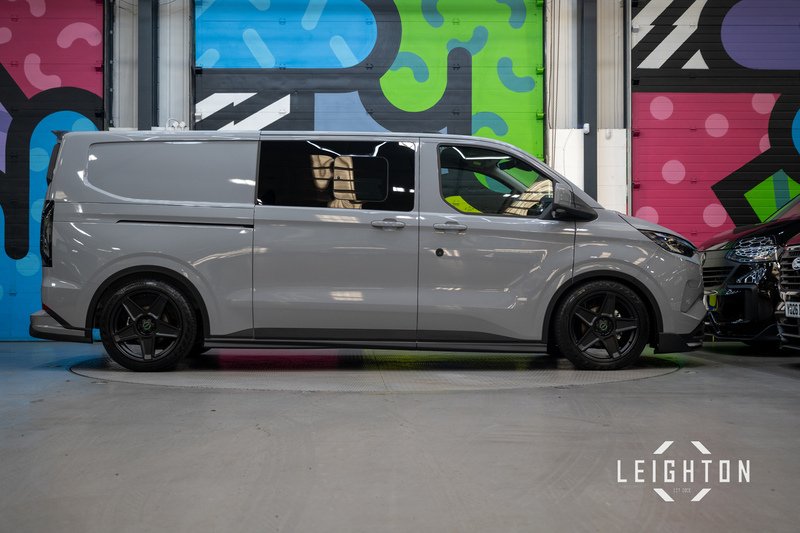 Ford Transit Custom 2.5 320 232ps PHEV Auto Double Cab L2 - N5832