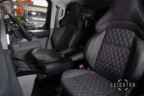 Ford Transit Custom 2.5 320 232ps Auto PHEV Double Cab L2 - N5833