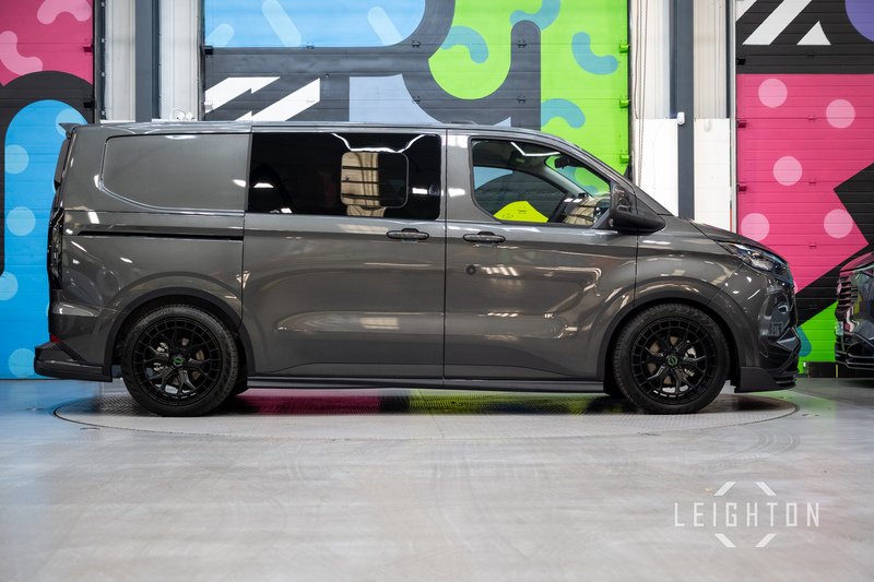 Ford Transit Custom 2.5 320 232ps PHEV Auto Double Cab L1 - N5834