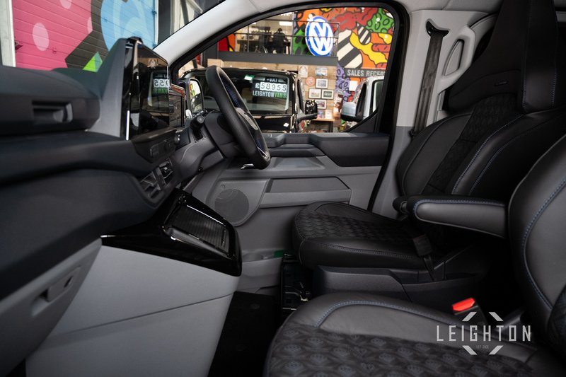 Ford Transit Custom 2.5 320 232ps Auto PHEV Double Cab L1 - N5846