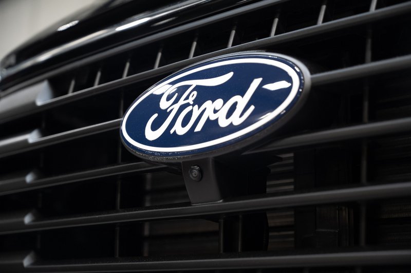 Ford Transit Custom 2.5 320 232ps Auto PHEV Double Cab L1 - N5847