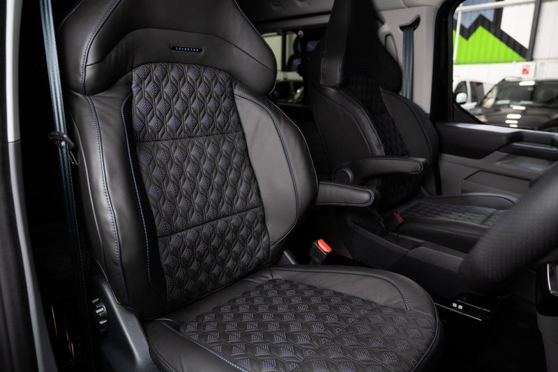 Ford Transit Custom 2.5 320 232ps Auto PHEV Double Cab L1 - N5847