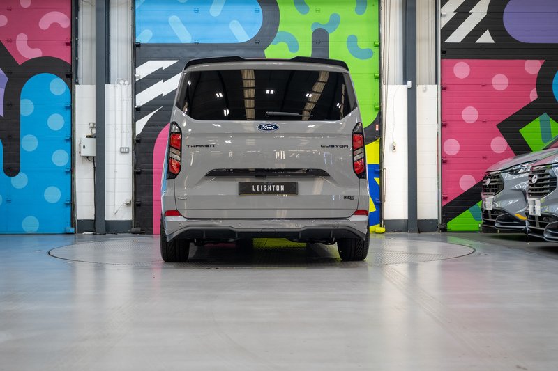 Ford Transit Custom 2.5 320 PHEV 232ps Auto Double Cab L2 - N5852