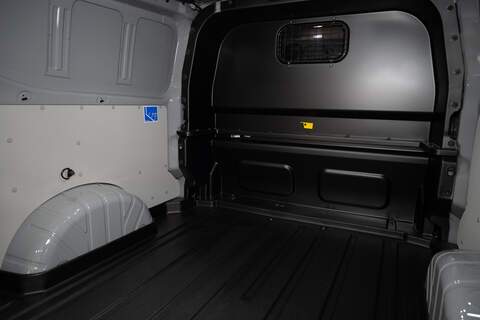 Ford Transit Custom 2.5 320 PHEV 232ps Auto Double Cab L2 - N5852