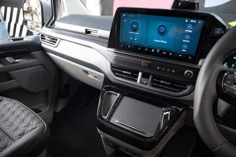Ford Transit Custom 2.5 320 PHEV 232ps Auto Double Cab L2 - N5852