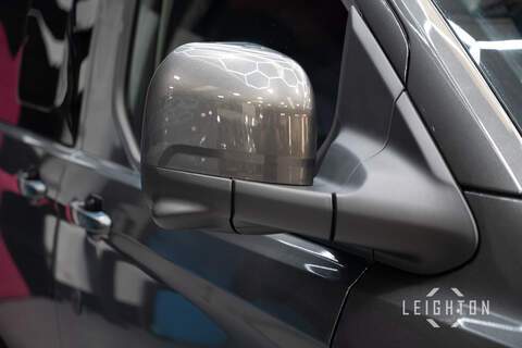 Ford Transit Custom 2.5 320 232ps Auto PHEV Double Cab L1 - N5854