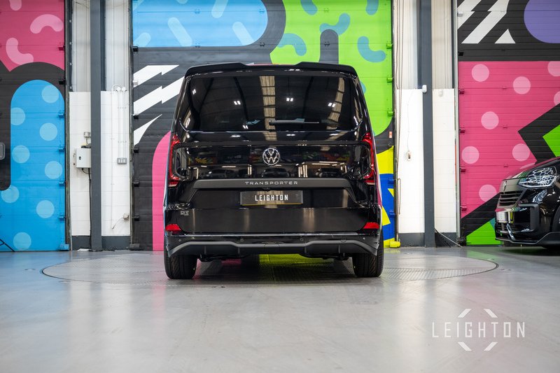 Volkswagen Transporter 2.0 T32 170ps Diesel Auto Kombi SWB - N5860