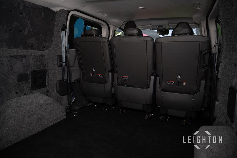 Volkswagen Transporter 2.0 T32 170ps Diesel Auto Kombi SWB - N5860