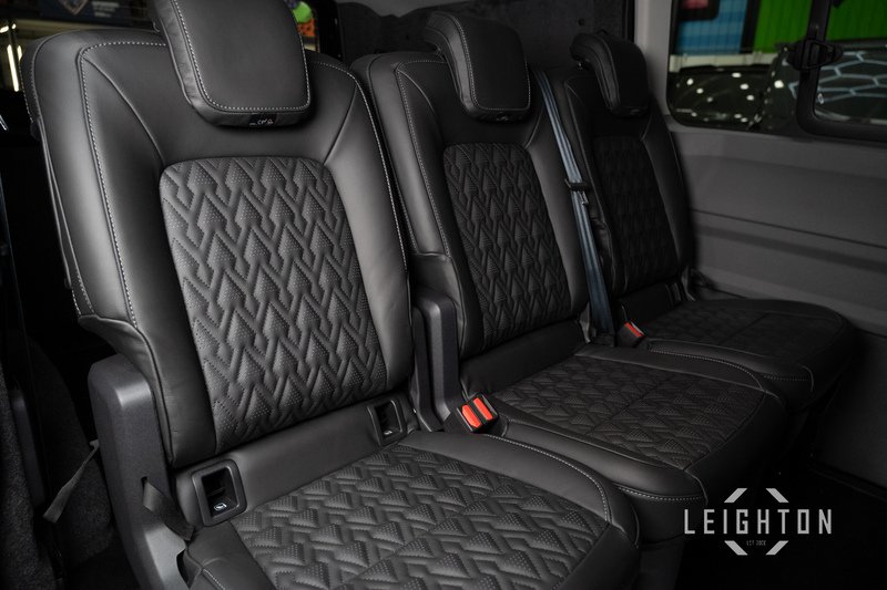 Volkswagen Transporter 2.0 T32 170ps Diesel Auto Kombi SWB - N5860