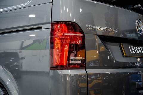 Volkswagen Transporter 2.0 T32 Diesel 204PS DSG 4MOTION Kombi SWB - N5871