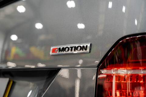 Volkswagen Transporter 2.0 T32 Diesel 204PS DSG 4MOTION Kombi SWB - N5871