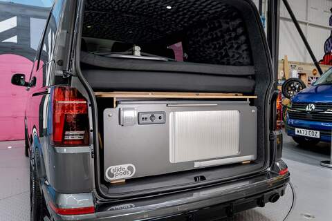 Volkswagen Transporter 2.0 T32 Diesel 204PS DSG 4MOTION Kombi SWB - N5871