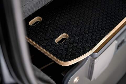 Volkswagen Transporter 2.0 T32 Diesel 204PS DSG 4MOTION Kombi SWB - N5871