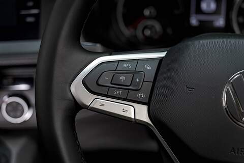 Volkswagen Transporter 2.0 T32 Diesel 204PS DSG 4MOTION Kombi SWB - N5871