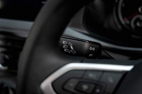 Volkswagen Transporter 2.0 T32 Diesel 204PS DSG 4MOTION Kombi SWB - N5871