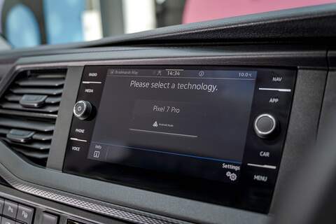 Volkswagen Transporter 2.0 T32 Diesel 204PS DSG 4MOTION Kombi SWB - N5871