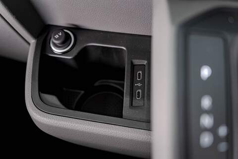 Volkswagen Transporter 2.0 T32 Diesel 204PS DSG 4MOTION Kombi SWB - N5871