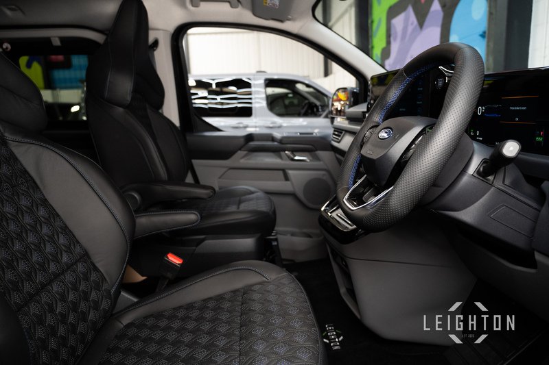 Ford Transit Custom 2.5 320 232ps Auto PHEV Double Cab L2 - N5881