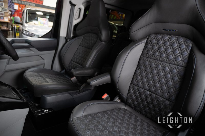 Ford Transit Custom 2.5 320 232ps Auto PHEV Double Cab L2 - N5881