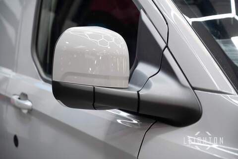 Ford Transit Custom 2.5 320 232ps Auto PHEV Panel Van L1 - N5903