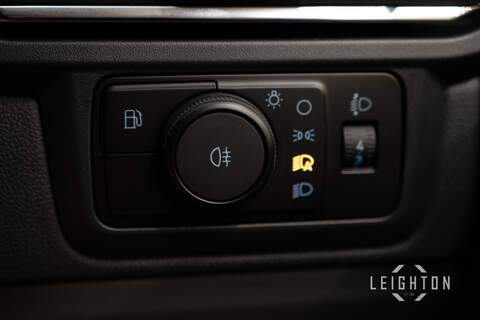 Ford Transit Custom 2.5 320 232ps Auto PHEV Panel Van L1 - N5903
