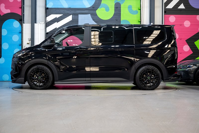 Ford Tourneo Custom 2.5 340 232ps PHEV Auto Tourneo L1 - N59070