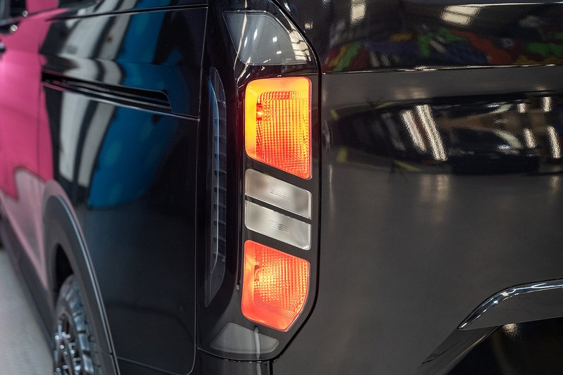 Ford Tourneo Custom 2.5 340 232ps PHEV Auto Tourneo L1 - N59070