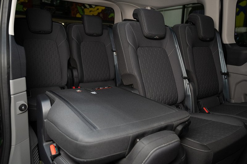 Ford Tourneo Custom 2.5 340 232ps PHEV Auto Tourneo L1 - N59070