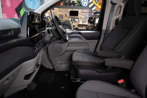 Ford Tourneo Custom 2.5 340 232ps PHEV Auto Tourneo L1 - N59070