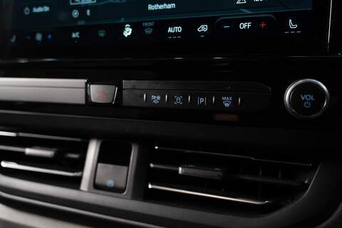 Ford Tourneo Custom 2.5 340 232ps PHEV Auto Tourneo L1 - N59070