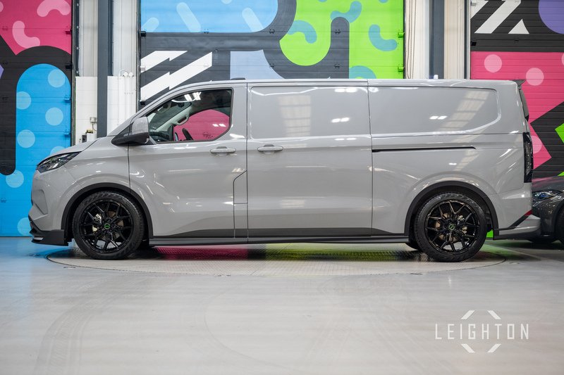 Ford Transit Custom 2.5 320 232ps PHEV Auto Panel Van L2 - N5395