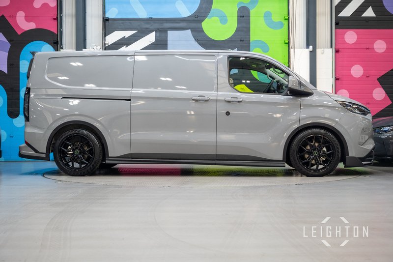 Ford Transit Custom 2.5 320 232ps PHEV Auto Panel Van L2 - N5395