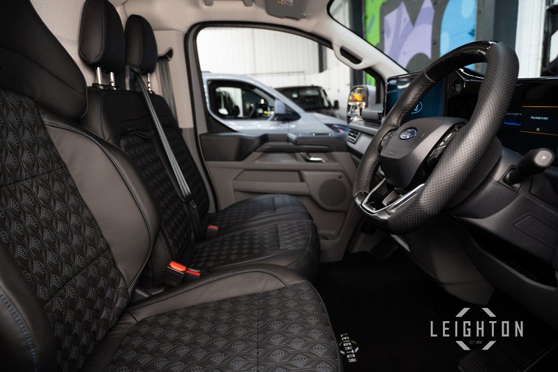 Ford Transit Custom 2.5 320 232ps PHEV Auto Panel Van L2 - N5395