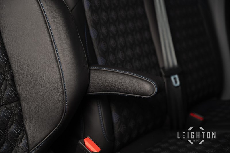 Ford Transit Custom 2.5 320 232ps PHEV Auto Panel Van L2 - N5395