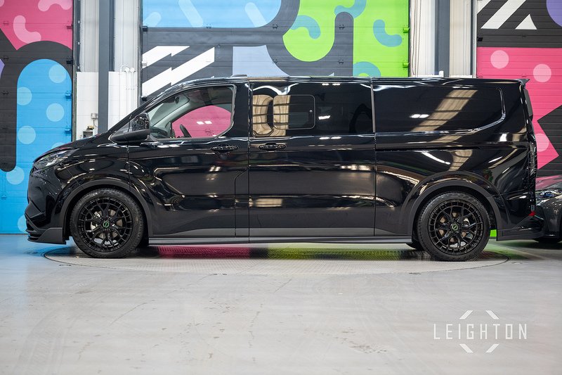 Ford Transit Custom 2.5 320 232ps PHEV Auto Double Cab L2 - N5666
