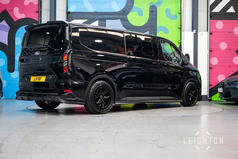Ford Transit Custom 2.5 320 232ps PHEV Auto Double Cab L2 - N5666