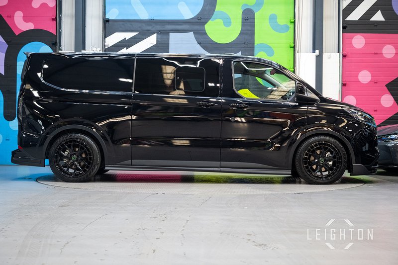 Ford Transit Custom 2.5 320 232ps PHEV Auto Double Cab L2 - N5666