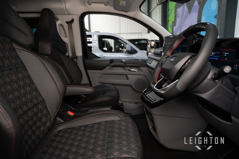 Ford Transit Custom 2.5 320 232ps PHEV Auto Double Cab L2 - N5666