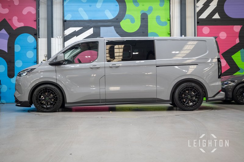 Ford Transit Custom 2.5 320 232ps PHEV Auto Double Cab L2 - N5400