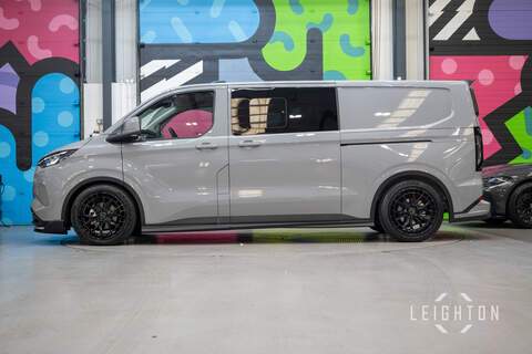 Ford Transit Custom 2.5 320 232ps PHEV Auto Double Cab L2 - N5400