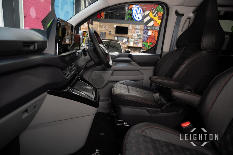 Ford Transit Custom 2.5 320 232ps PHEV Auto Double Cab L2 - N5400