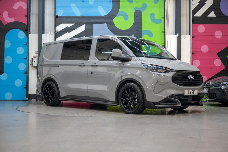 Ford Transit Custom 2.5 320 232ps PHEV Auto Double Cab L1 - N15628