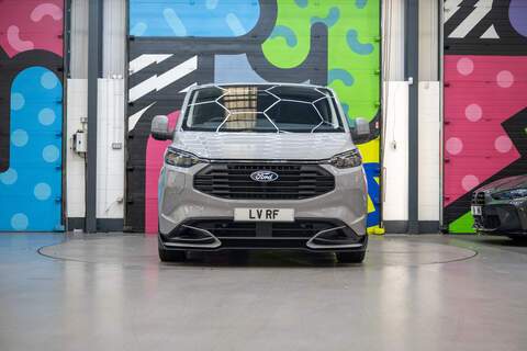 Ford Transit Custom 2.5 320 232ps PHEV Auto Double Cab L1 - N15628