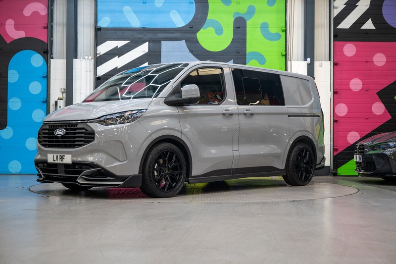 Ford Transit Custom 2.5 320 232ps PHEV Auto Double Cab L1 - N15628