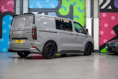 Ford Transit Custom 2.5 320 232ps PHEV Auto Double Cab L1 - N15628