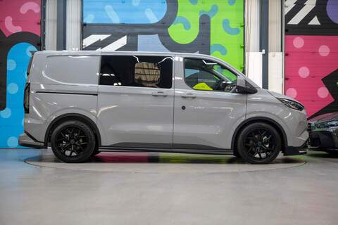 Ford Transit Custom 2.5 320 232ps PHEV Auto Double Cab L1 - N15628